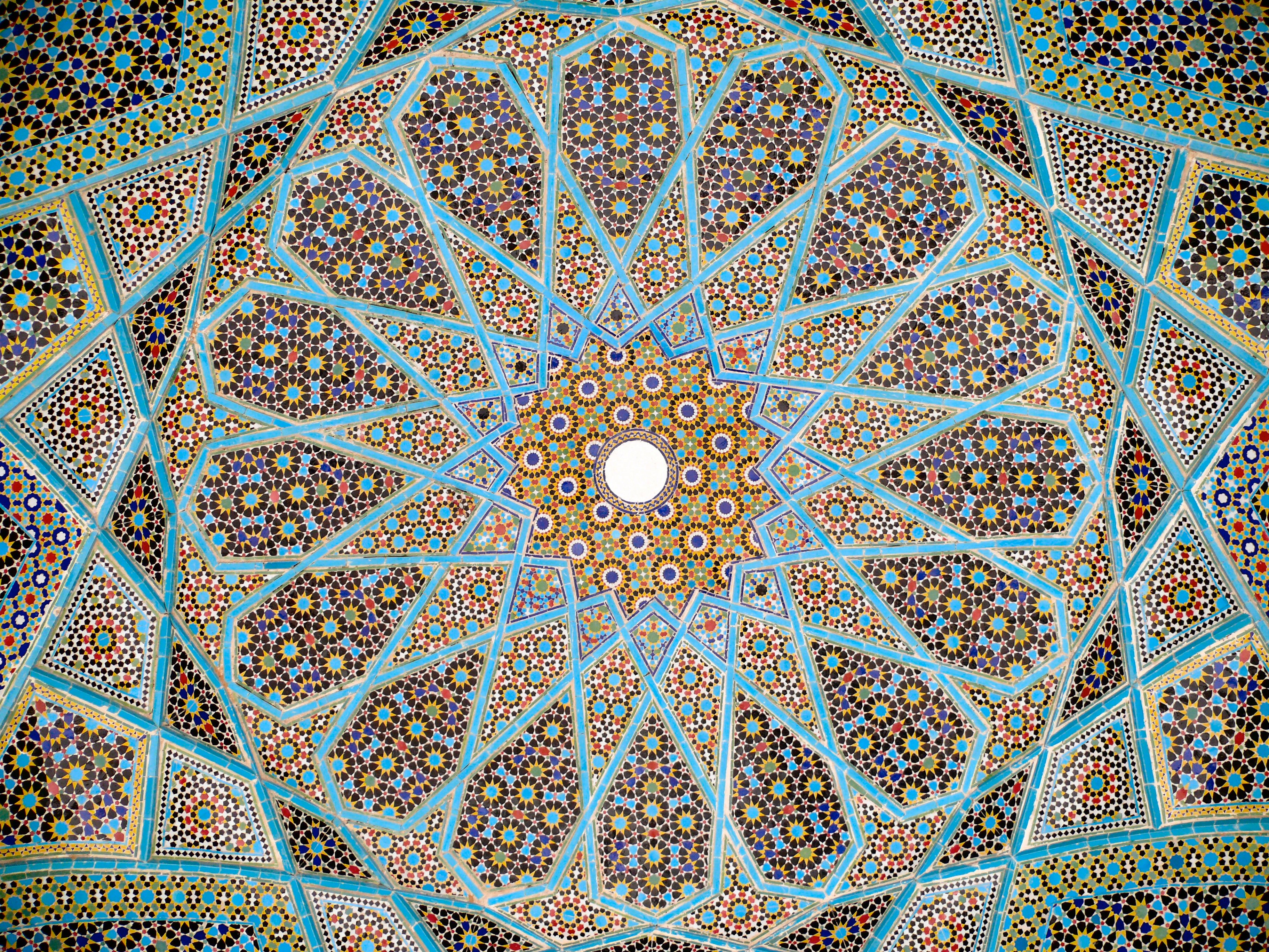 Roof Hafez Tomb